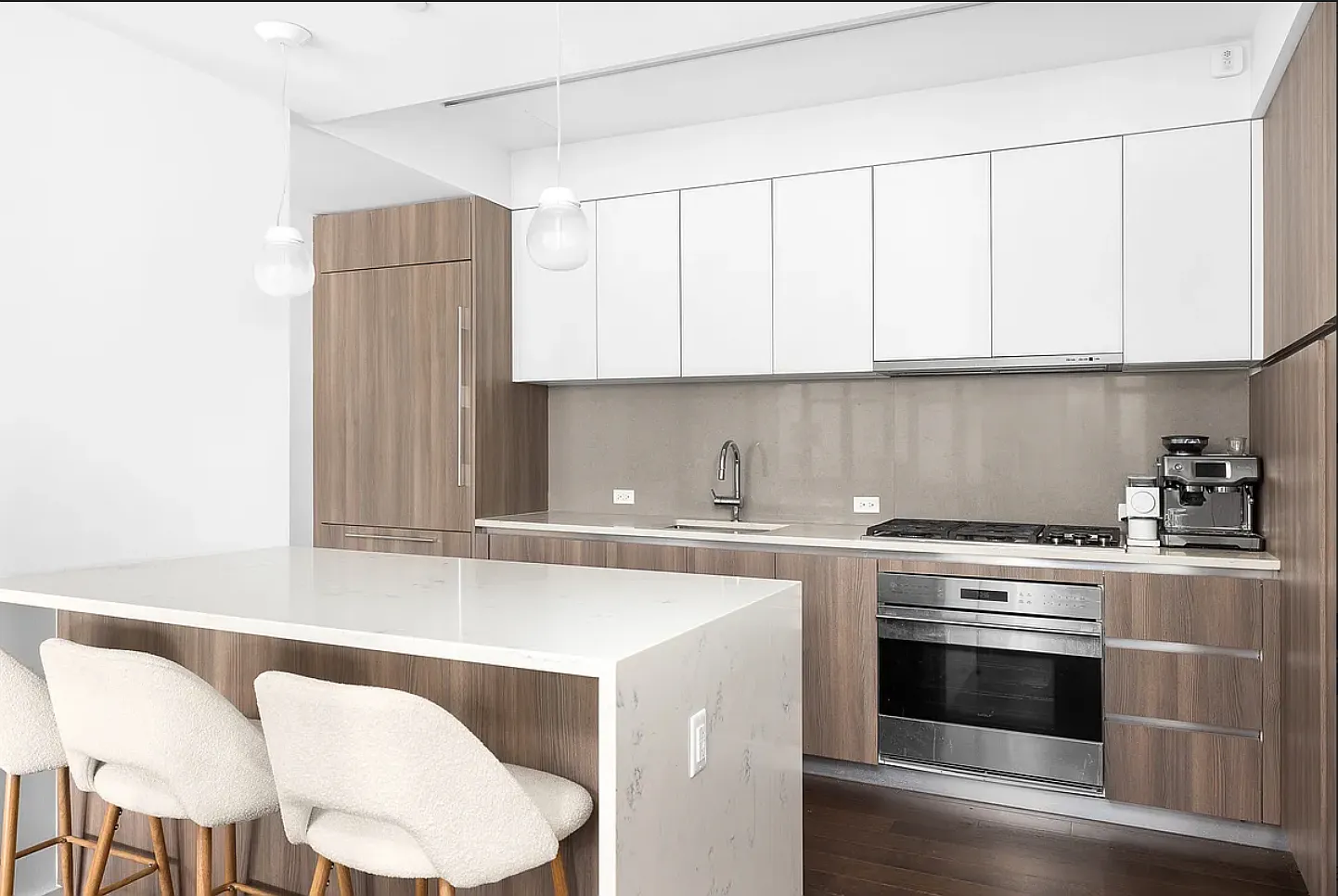 591 Third Avenue — Photo 2