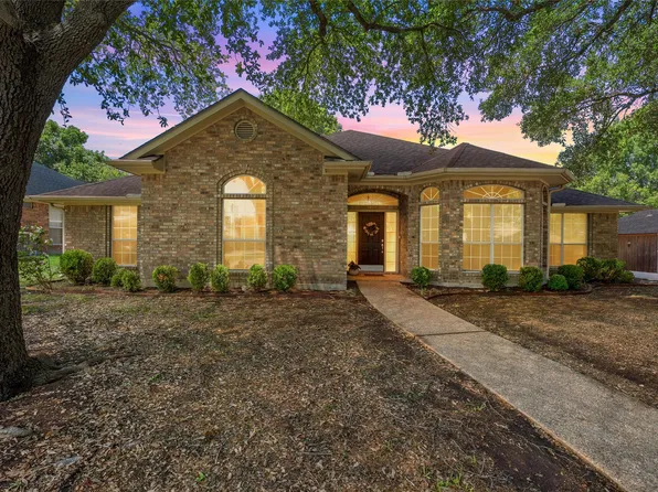 1105 Western Ridge Dr, Woodway, TX 76712