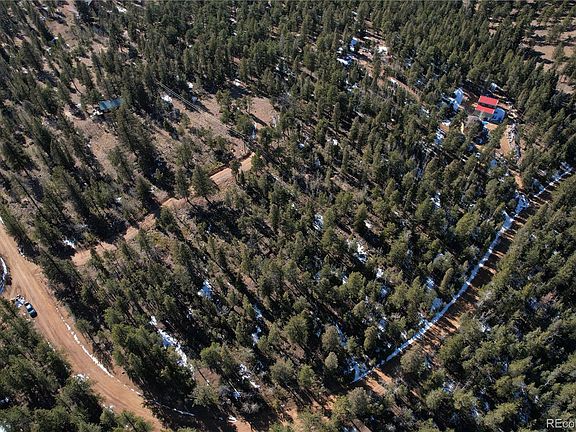 3rd image of 927 Forest Drive