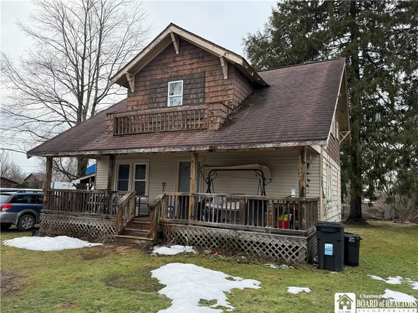 29 Railroad Ave, Frewsburg, NY 14738