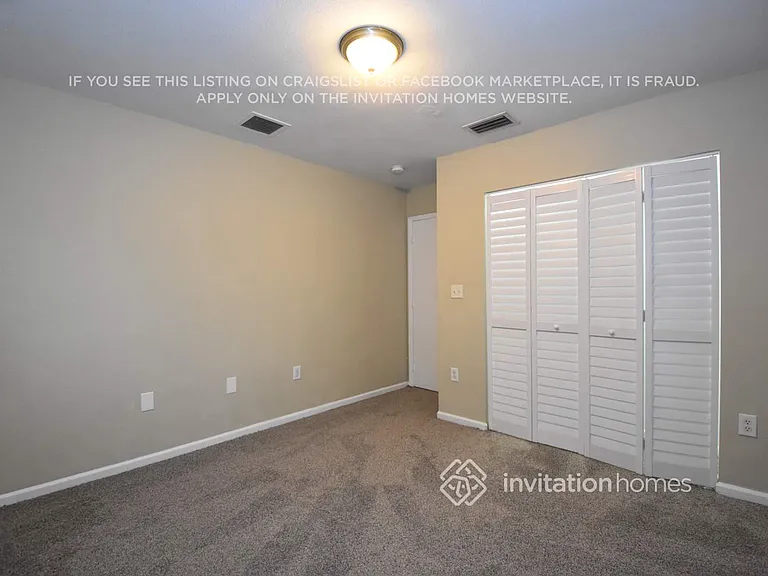 15813 SW 79th St — Photo 16