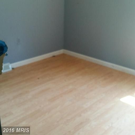 2nd image of 1960 Holland Cliffs Rd