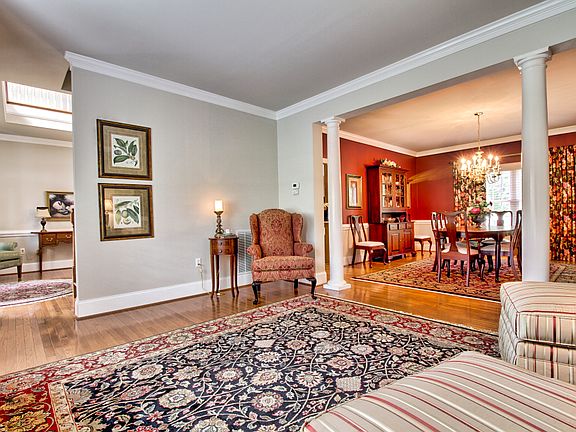 3rd image of 10710 Kriserin Cir