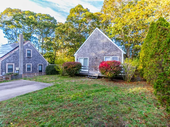 14 Avalon Drive, Teaticket, MA 02536