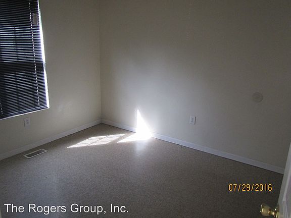 2nd image of 202-C 5th St