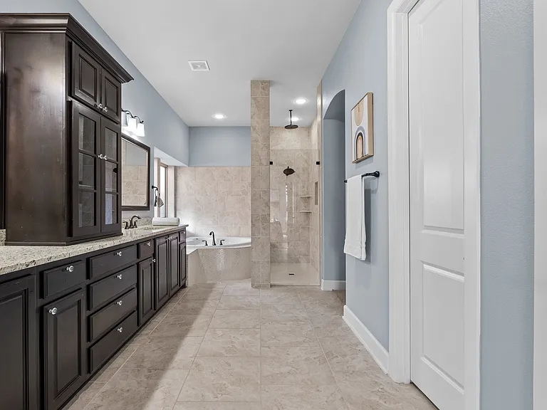 2812 Orchid St — Photo 39