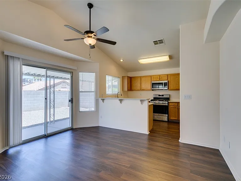 8216 Ogee Dr — Photo 11