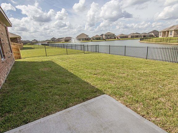 5th image of 3787 Lake Bend Shore Dr