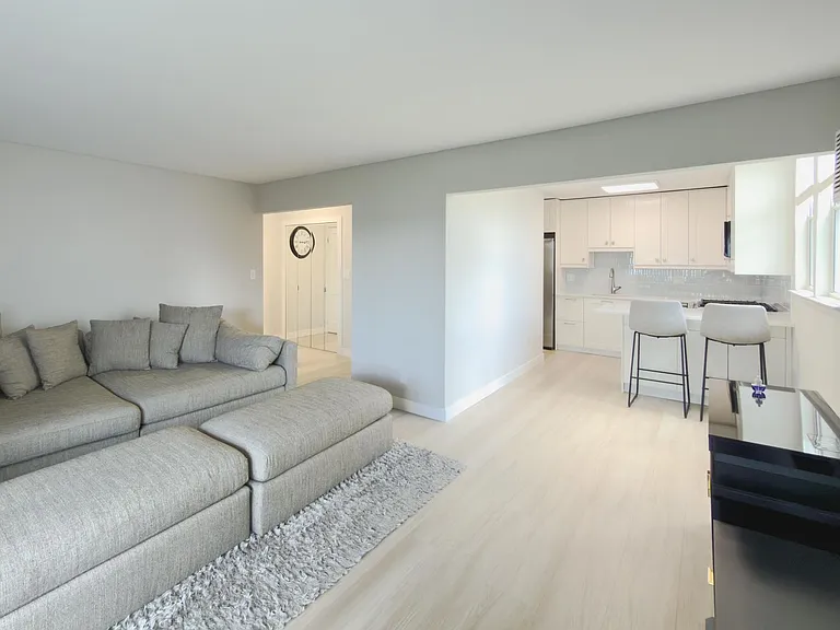 1603 Cass Lake Rd #D — Photo 2