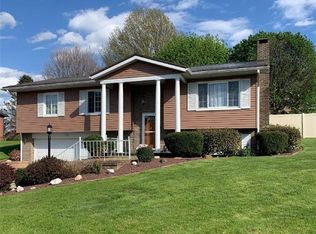 154 Quarry Ln, California, PA