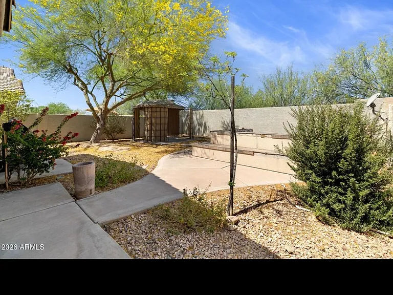 42418 N 46th Ln — Photo 9
