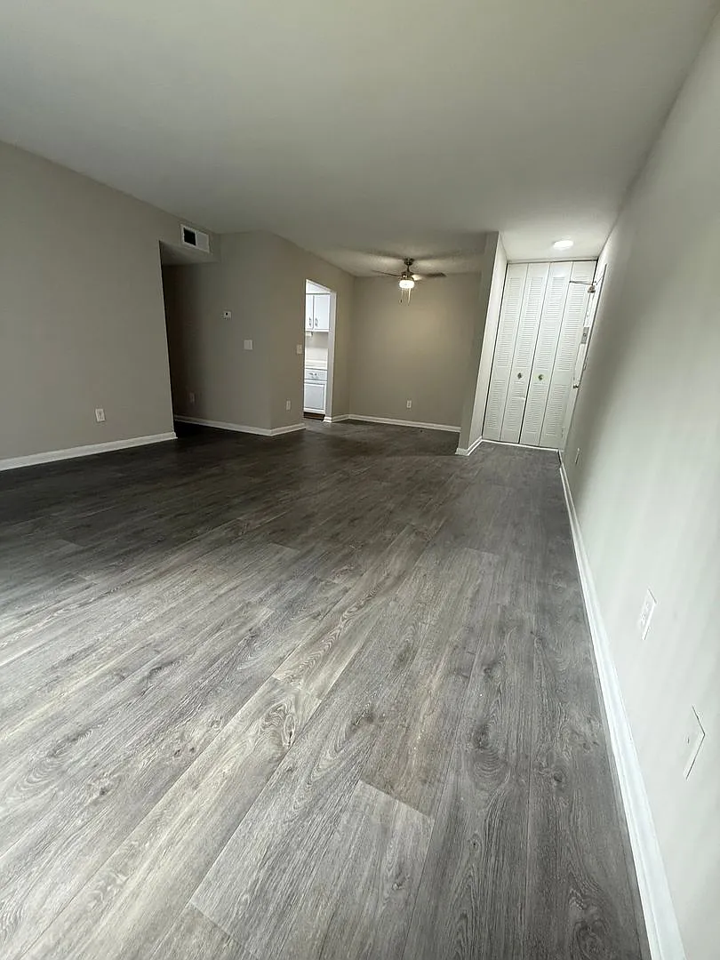 Spacious 2 bedroom 2 bath condo. — Photo 3
