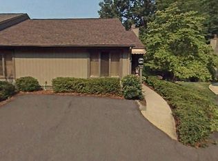 3643 Crooked Oak Ln, Winston Salem, NC 27106