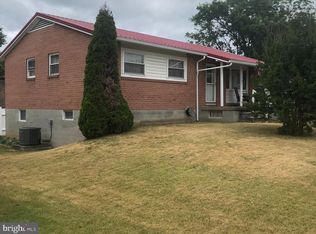 401 Wempe Dr, Cumberland, MD 21502