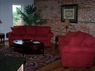 201 N 5th St, Hartsville, SC 29550