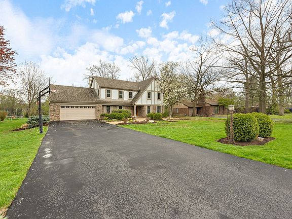 2nd image of 2089 Linden Ln