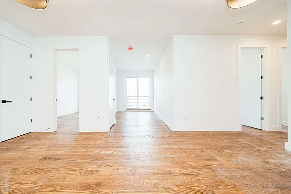Rented by Nooklyn NYC LLC | media 27