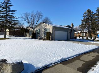 33468 Bobrich St, Livonia, MI 48152