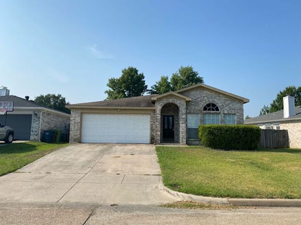 4024 Periwinkle Dr