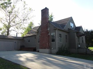 218 N Cherry St, Lamoni, IA 50140