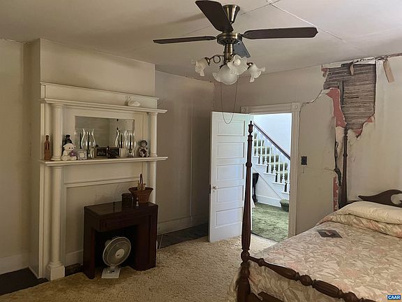 4th image of 522 Blueberry Ln