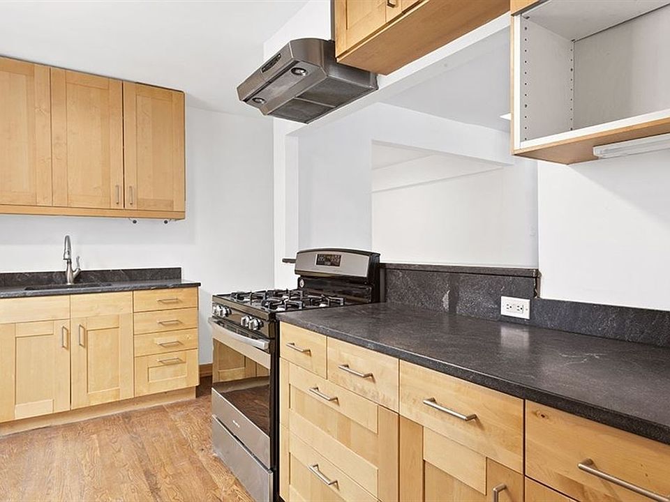 1st image of 101 W 23rd St APT 6J