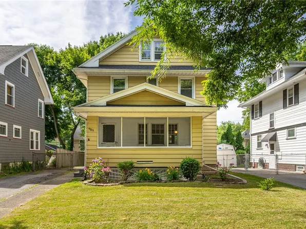 989 Arnett Blvd, Rochester, NY 14619
