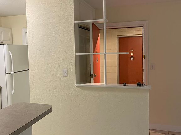 4th image of 1700 SW 16th Ct APT E22