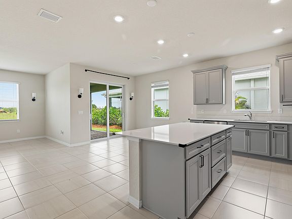 5th image of 12327 SW Sand Dollar Way