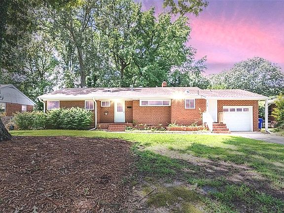 2nd image of 12 Paddock Dr