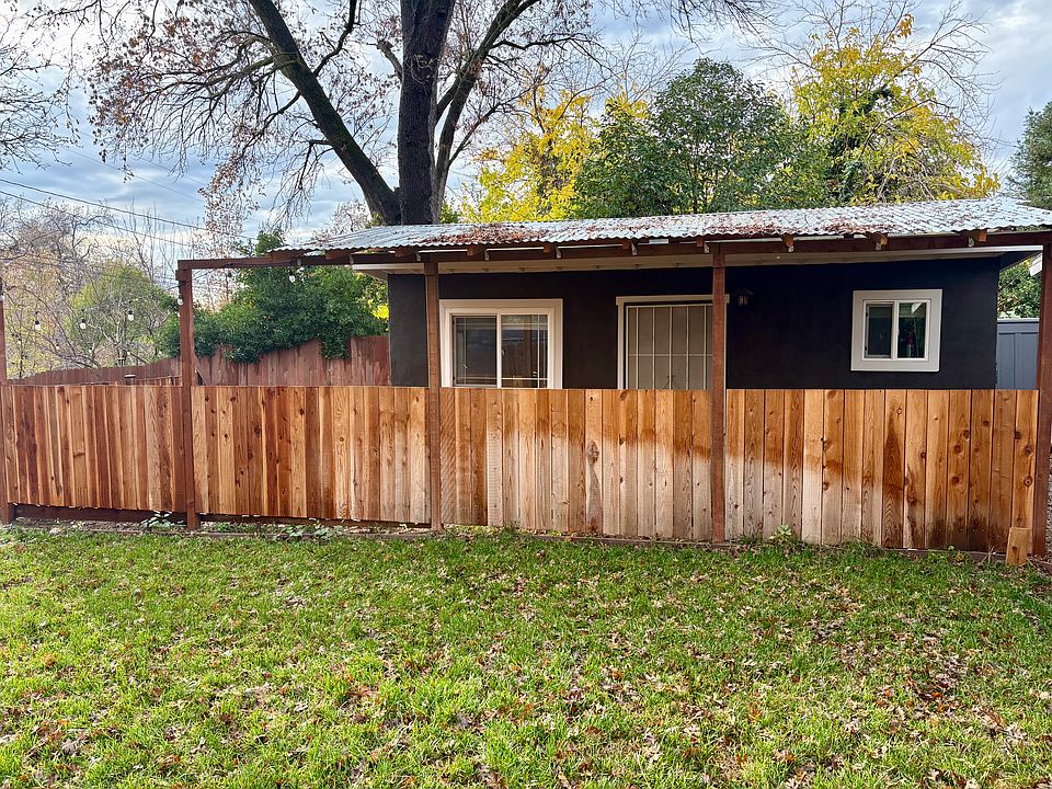 1st image of 509 Dudley Dr #1