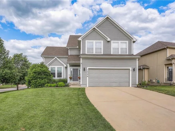 12396 S Crestone St, Olathe, KS 66061
