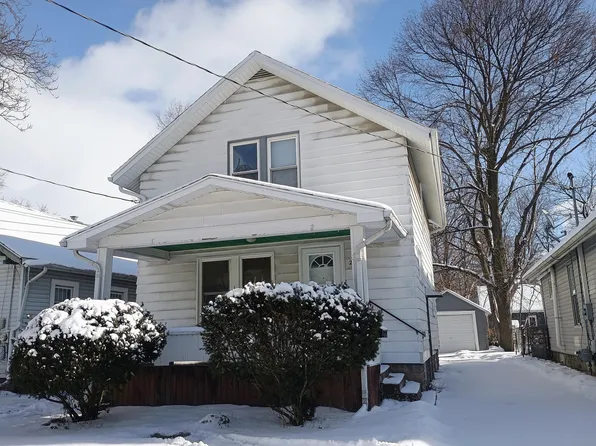 212 N Magnolia Ave, Lansing, MI 48912