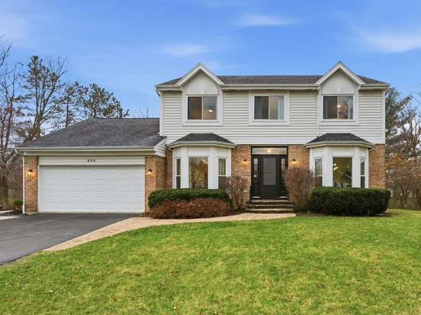 830 Longwood Dr, Algonquin, IL 60102
