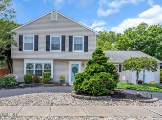 78 Shining Way, Toms River, NJ 08753
