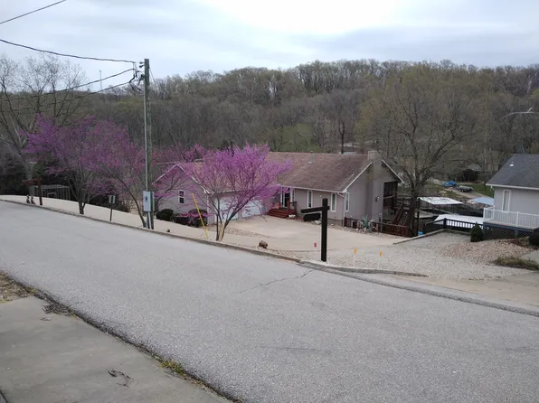 620 Jet Ski Dr, Sunrise Beach, MO 65079