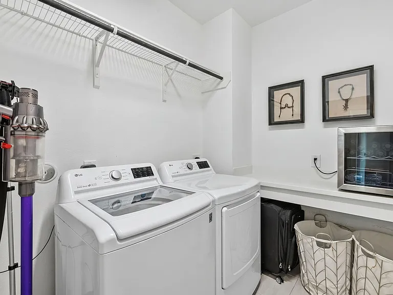 1423 Biondo Way — Photo 35