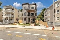 1st image of 3915 Washington St #2