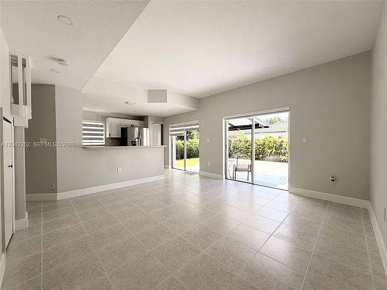 11242 SW 244th Ter — Photo 7