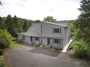 22 N Farms Rd, Haydenville, MA 01039