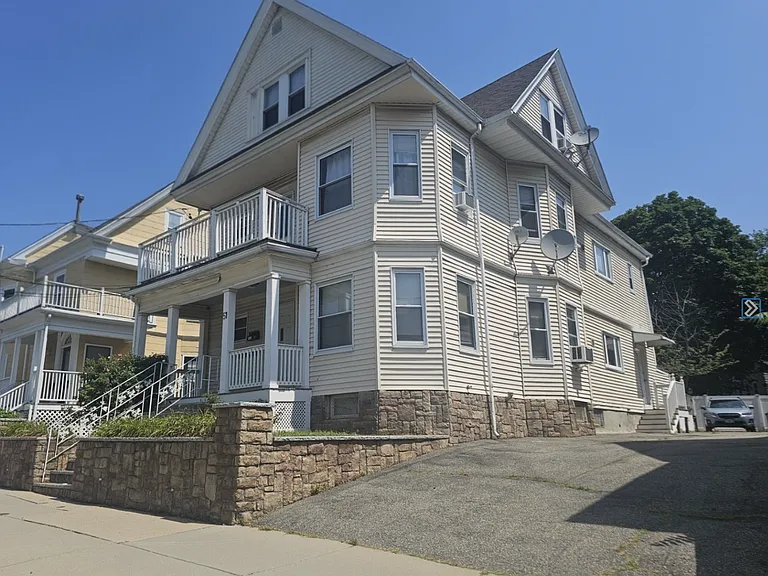 51 Elm St #2 — Photo 14