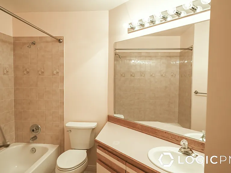 2298 E Oak Leaf Way — Photo 26