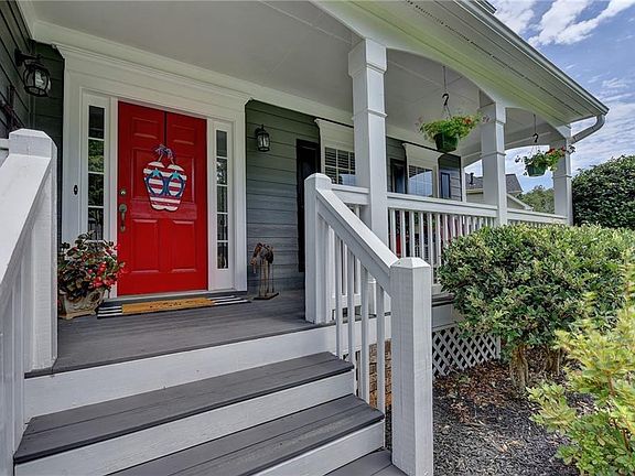 4th image of 2682 Hillgrove Dr