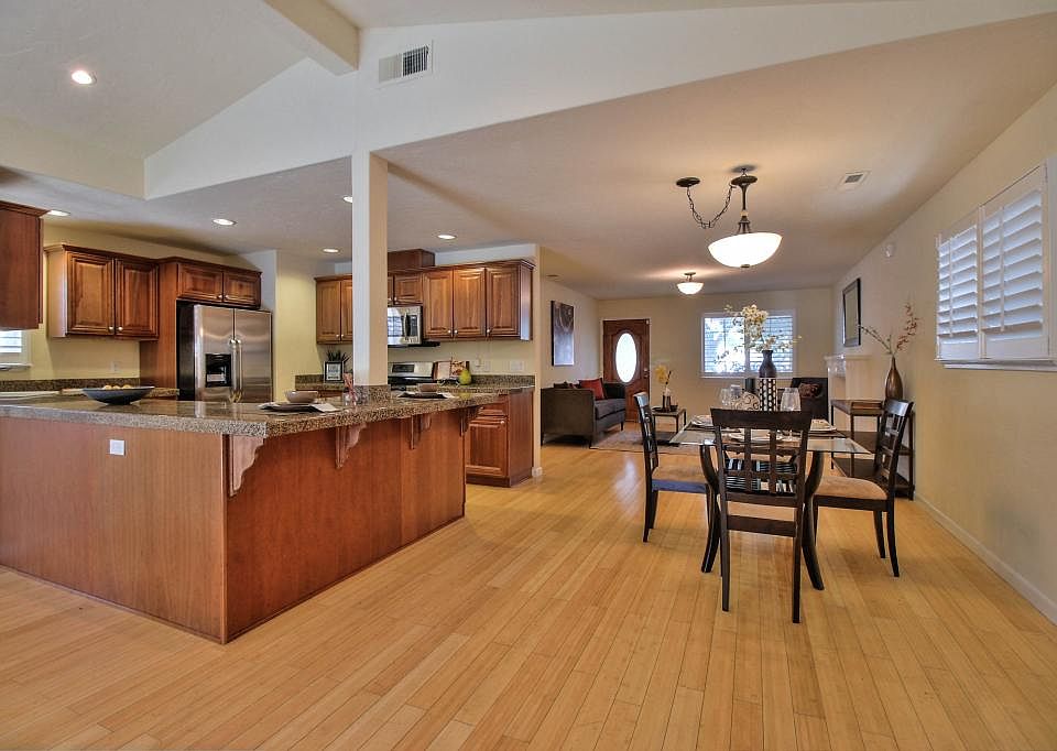 1st image of 1275 Meadowlark Ave