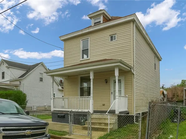 226 Woodkirk St, Carnegie, PA 15106