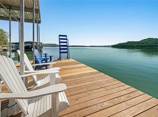 28 Ravenshoe Rd, Rogers, AR 72756