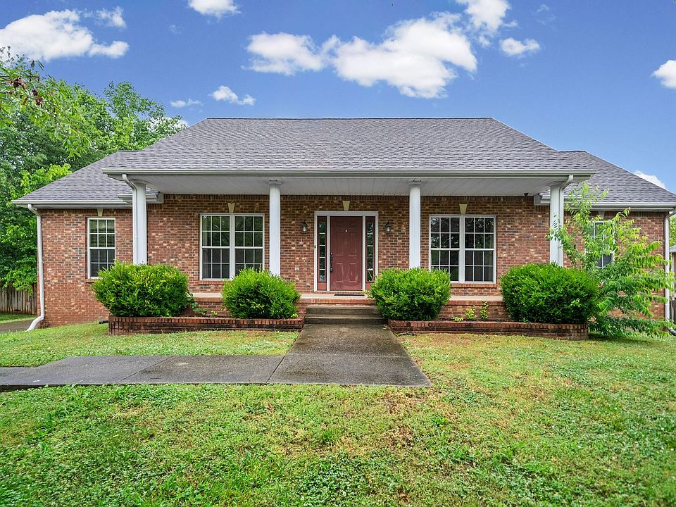 1st image of 1115 Thornberry Dr