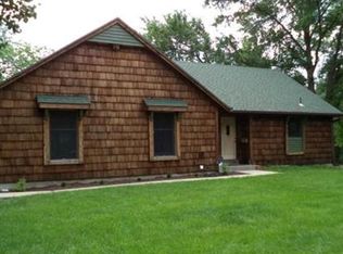 5103 Ballentine St, Shawnee, KS 66203