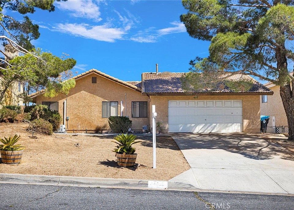 1st image of 14652 Greenbriar Dr