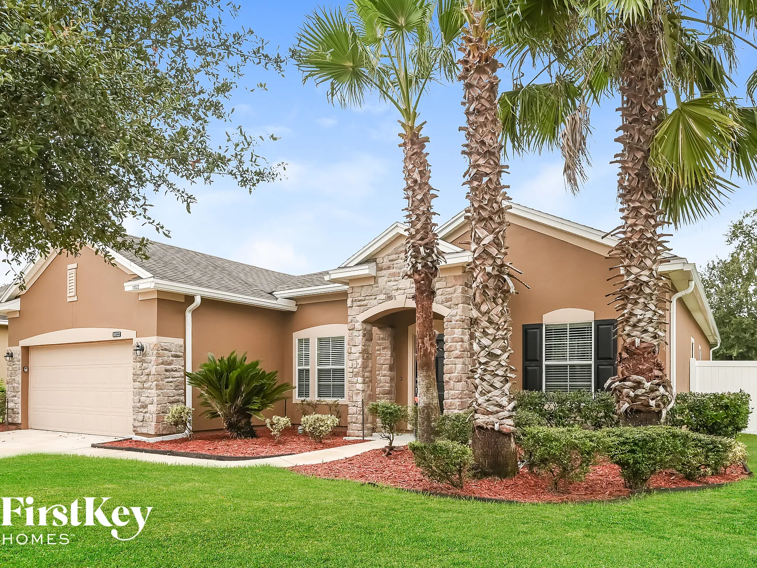 4 bed, 2.5 bath, 2519 sqft, $3,320 — Photo 2